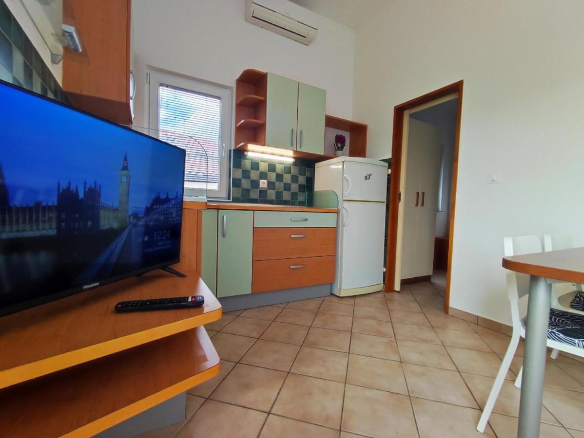Lavanda Apartment Krk Town Exterior foto